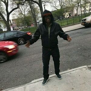 Meet your Posher, Charles